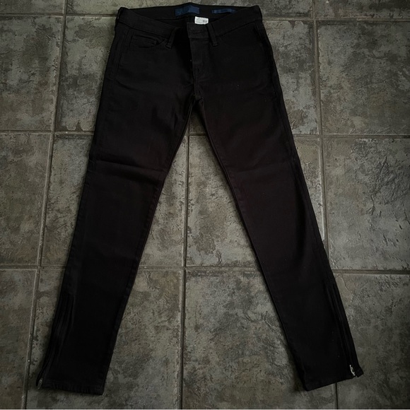 Uniqlo Women’s Black Jeans . Size 26 inch . New . Stylish - Picture 5 of 5